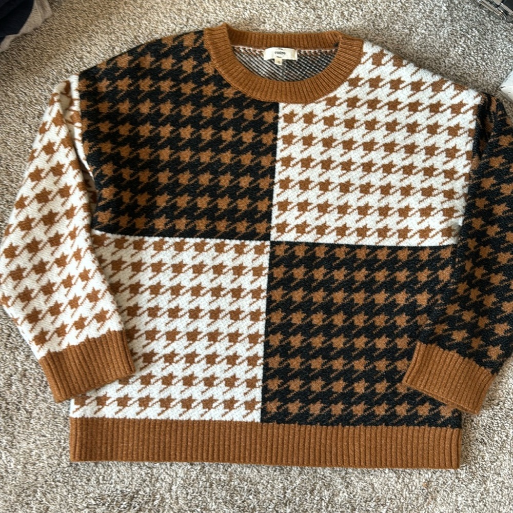 entro Womens boutique houndstooth sweater